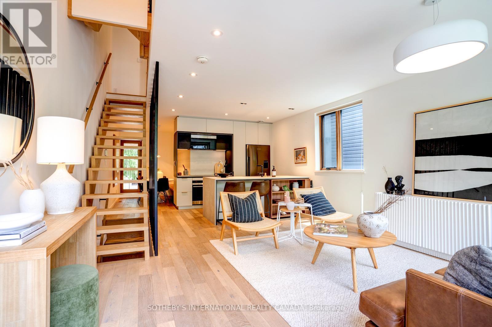 A - 79 Eaton Avenue, Toronto, Ontario  M4J 2Z4 - Photo 4 - E12190558