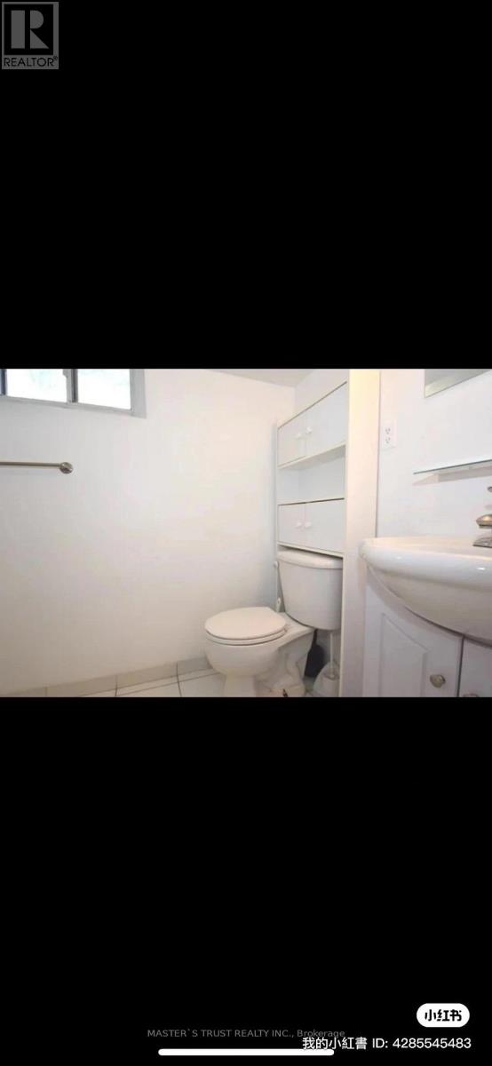 29 Grove Hill Drive, Toronto, Ontario  M1T 3E1 - Photo 5 - E12190564