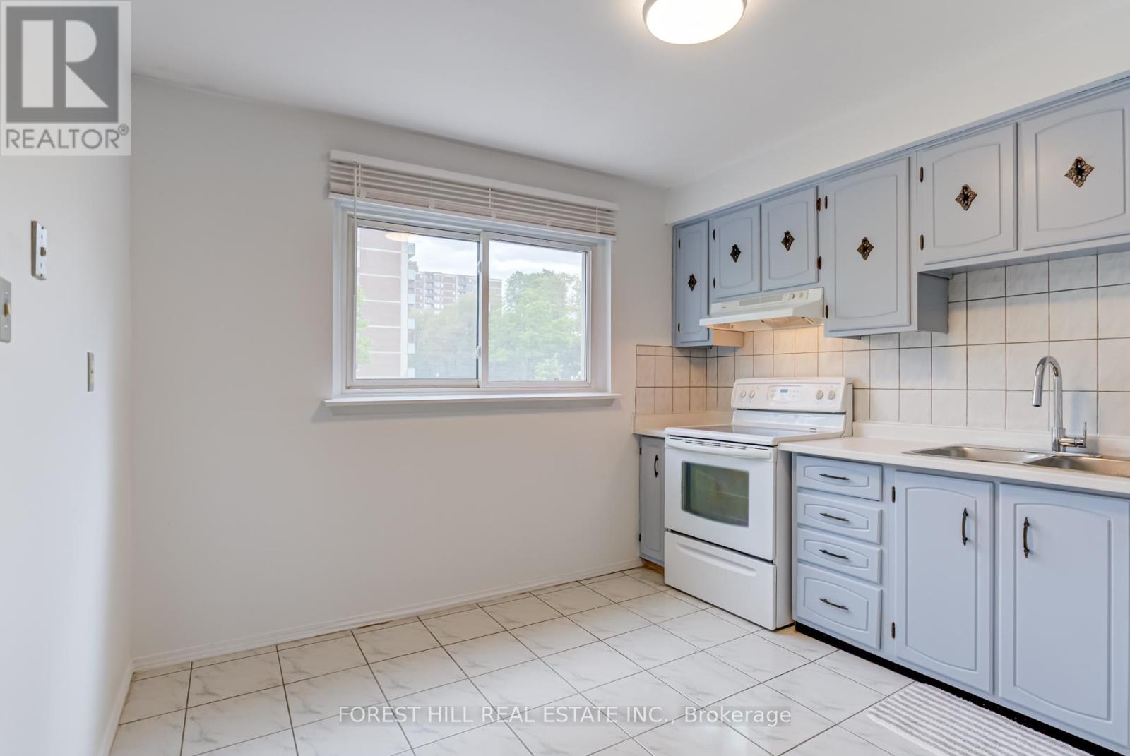 58 Bonis Avenue, Toronto, Ontario  M1T 2V1 - Photo 16 - E12190622
