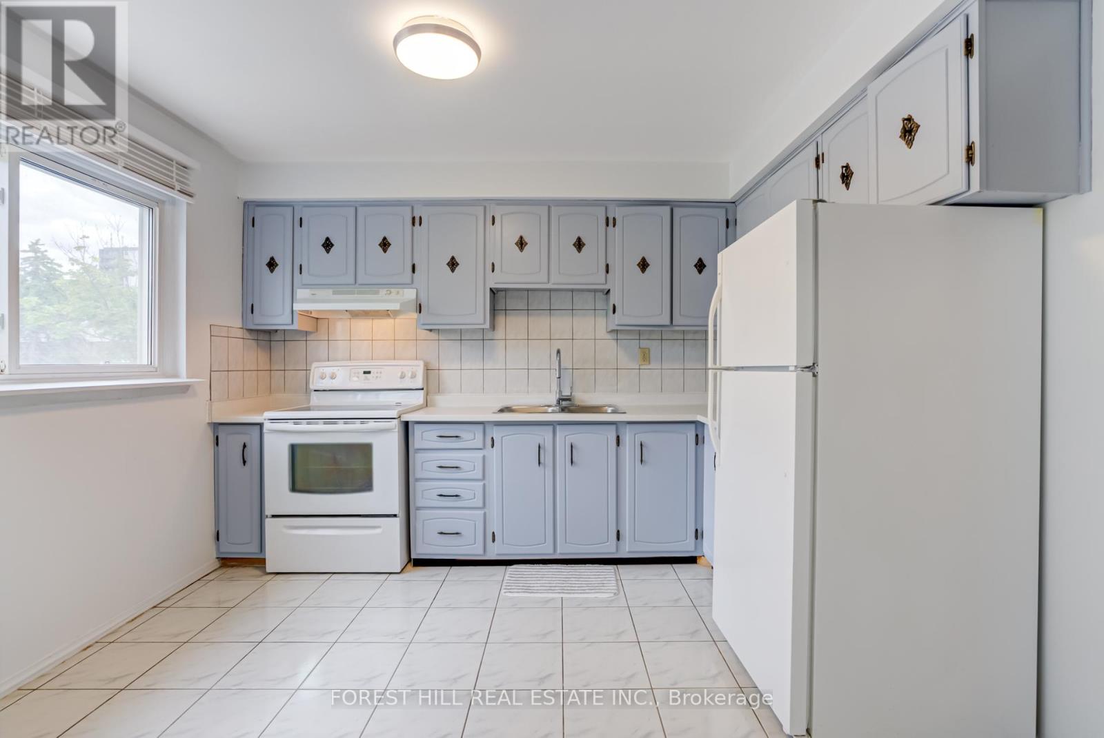 58 Bonis Avenue, Toronto, Ontario  M1T 2V1 - Photo 17 - E12190622