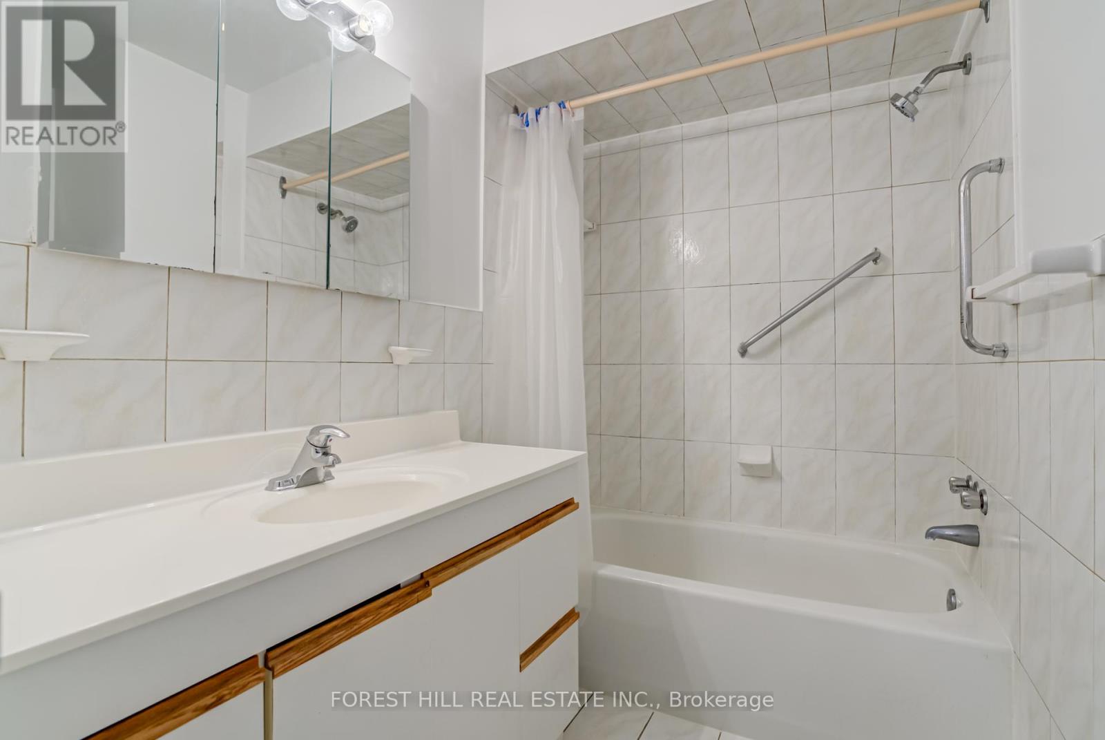 58 Bonis Avenue, Toronto, Ontario  M1T 2V1 - Photo 34 - E12190622
