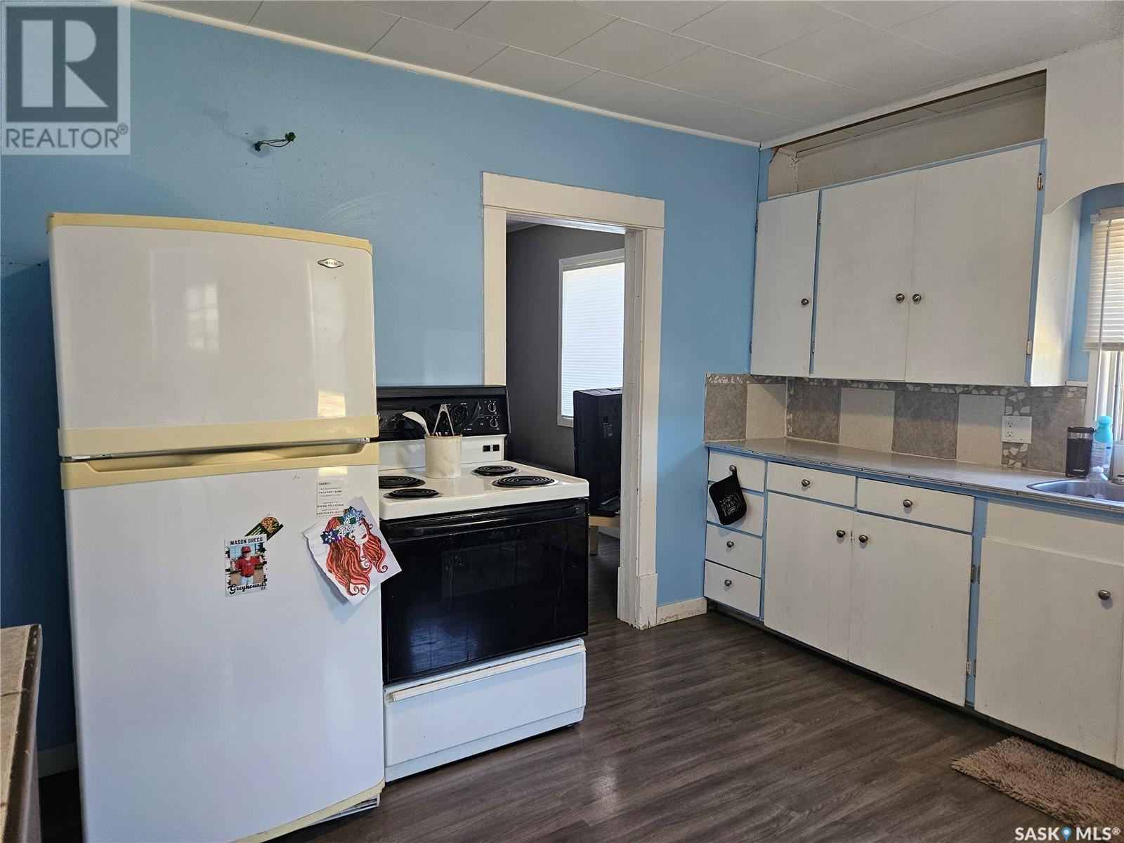 4575 Price Avenue, Gull Lake, Saskatchewan  S0N 1A0 - Photo 9 - SK008025