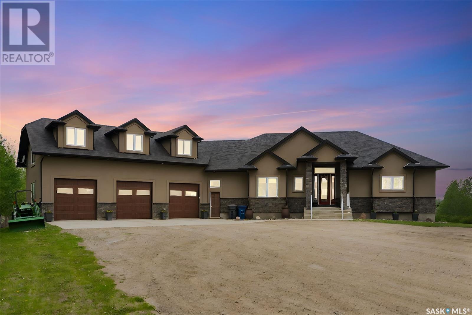 113 Rock Pointe CRESCENT, Pilot Butte, Saskatchewan