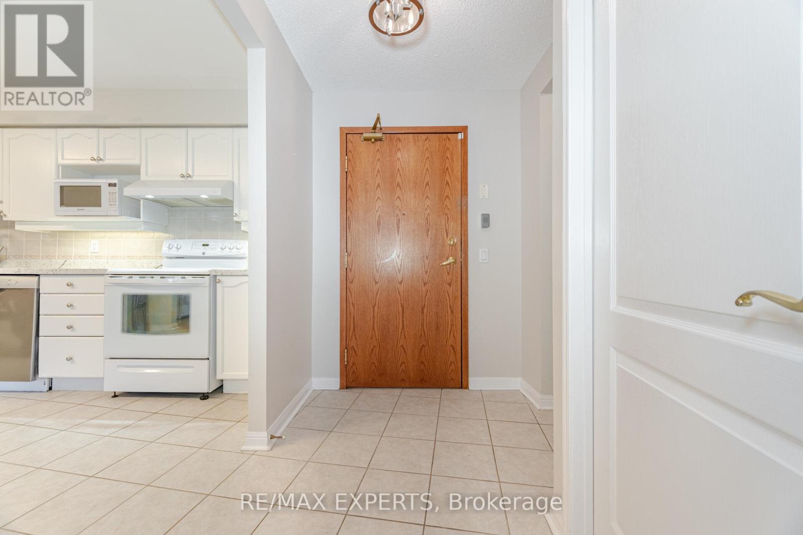 Property at 201 - 2502 RUTHERFORD ROAD image 5