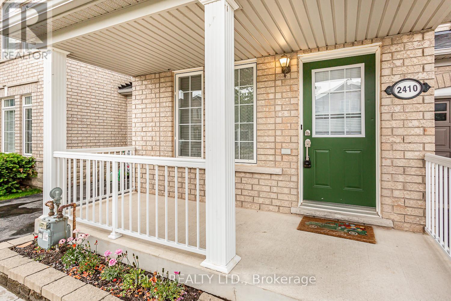 2410 Emerson Drive, Burlington, Ontario  L7L 7M3 - Photo 4 - W12190587