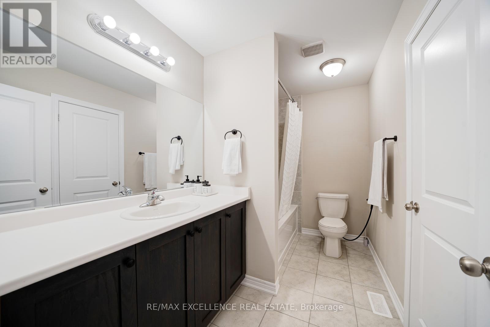 11 Gosset Road, Brampton, Ontario  L7A 5J9 - Photo 32 - W12190625