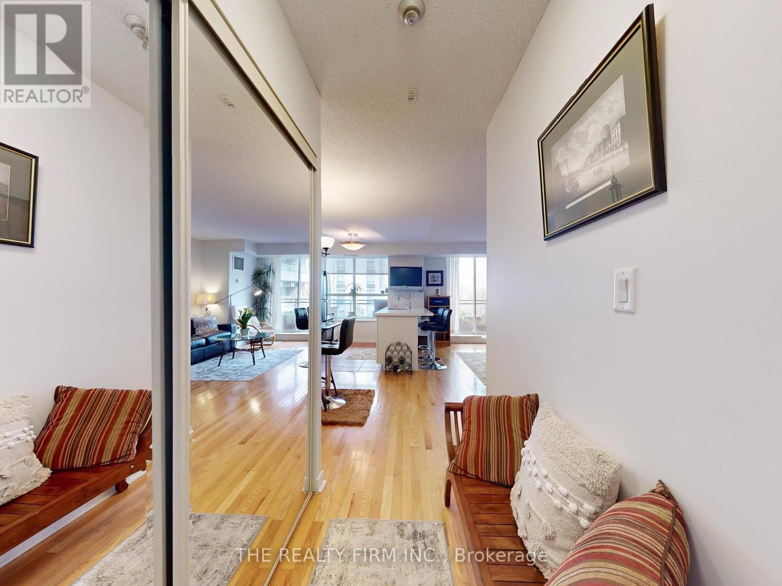 517 - 245 Davisville Avenue, Toronto, Ontario  M4S 3H4 - Photo 11 - C12190652