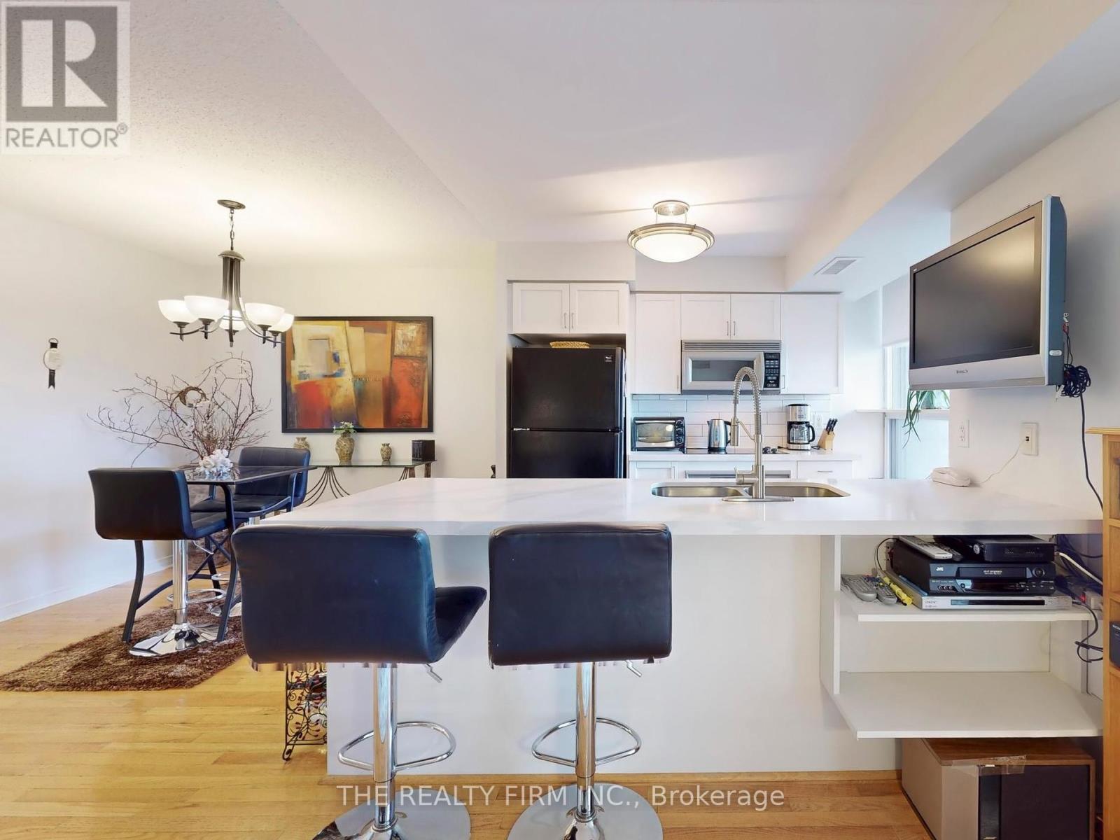 517 - 245 Davisville Avenue, Toronto, Ontario  M4S 3H4 - Photo 16 - C12190652