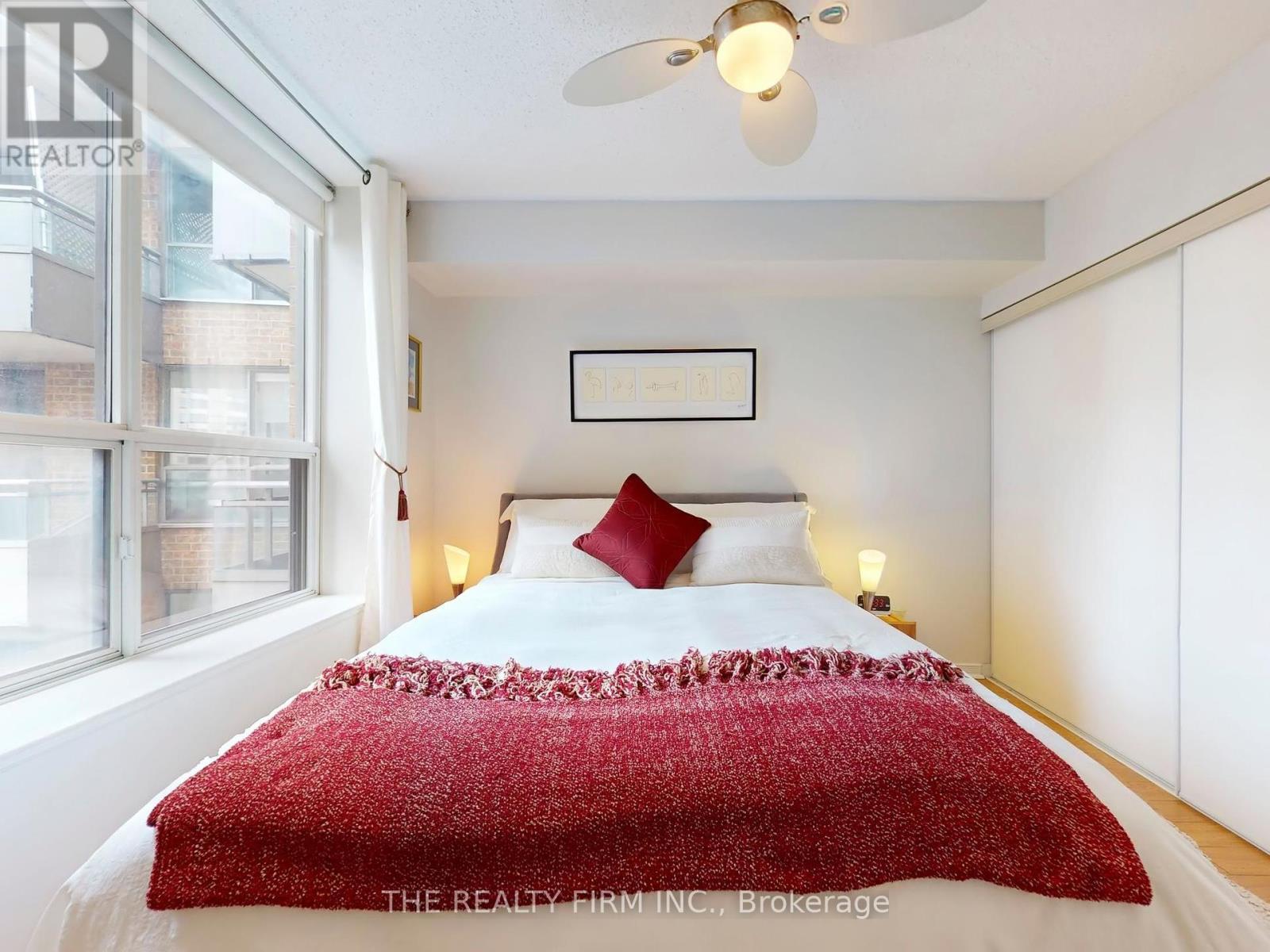 517 - 245 Davisville Avenue, Toronto, Ontario  M4S 3H4 - Photo 24 - C12190652