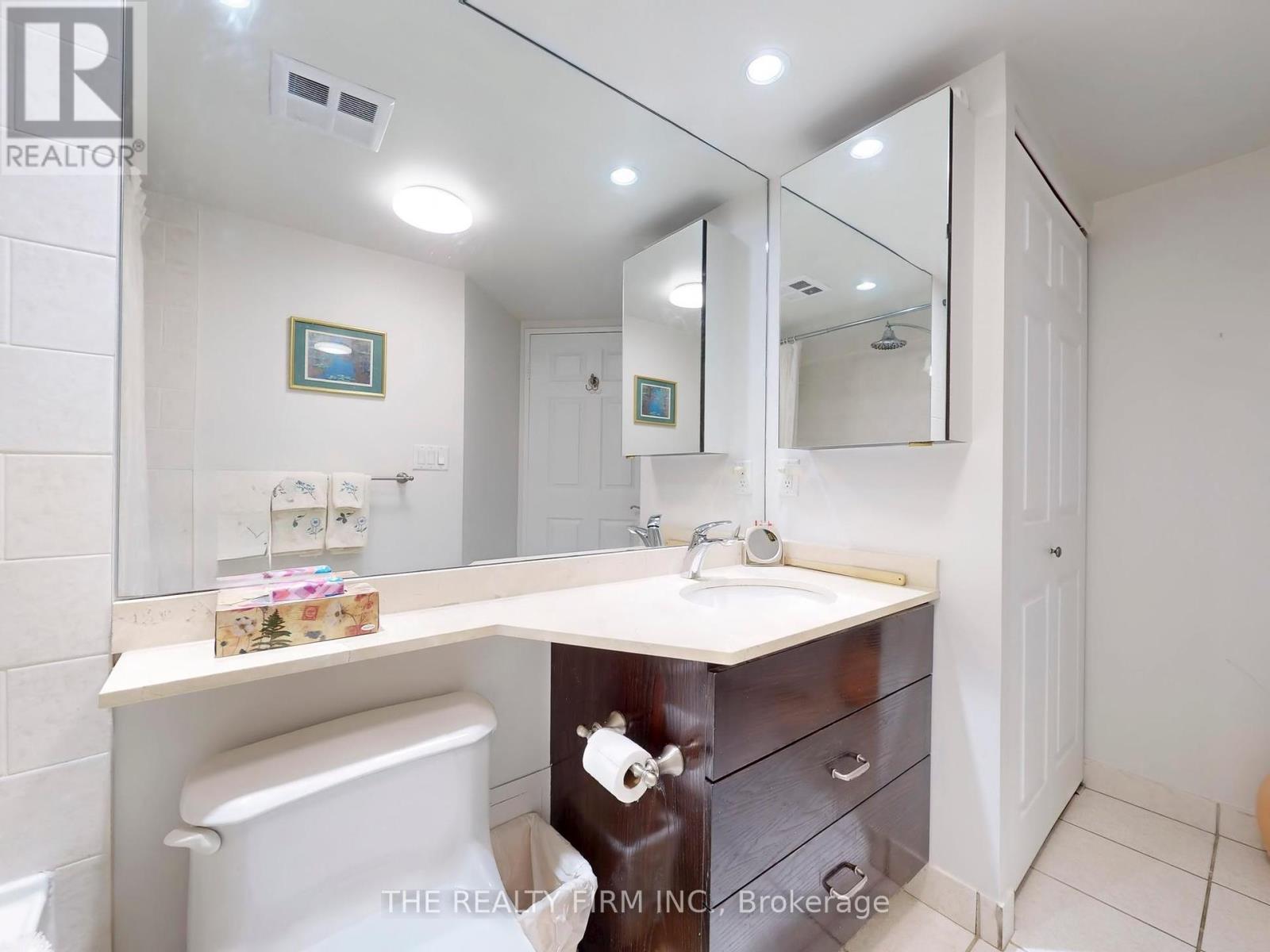 517 - 245 Davisville Avenue, Toronto, Ontario  M4S 3H4 - Photo 29 - C12190652