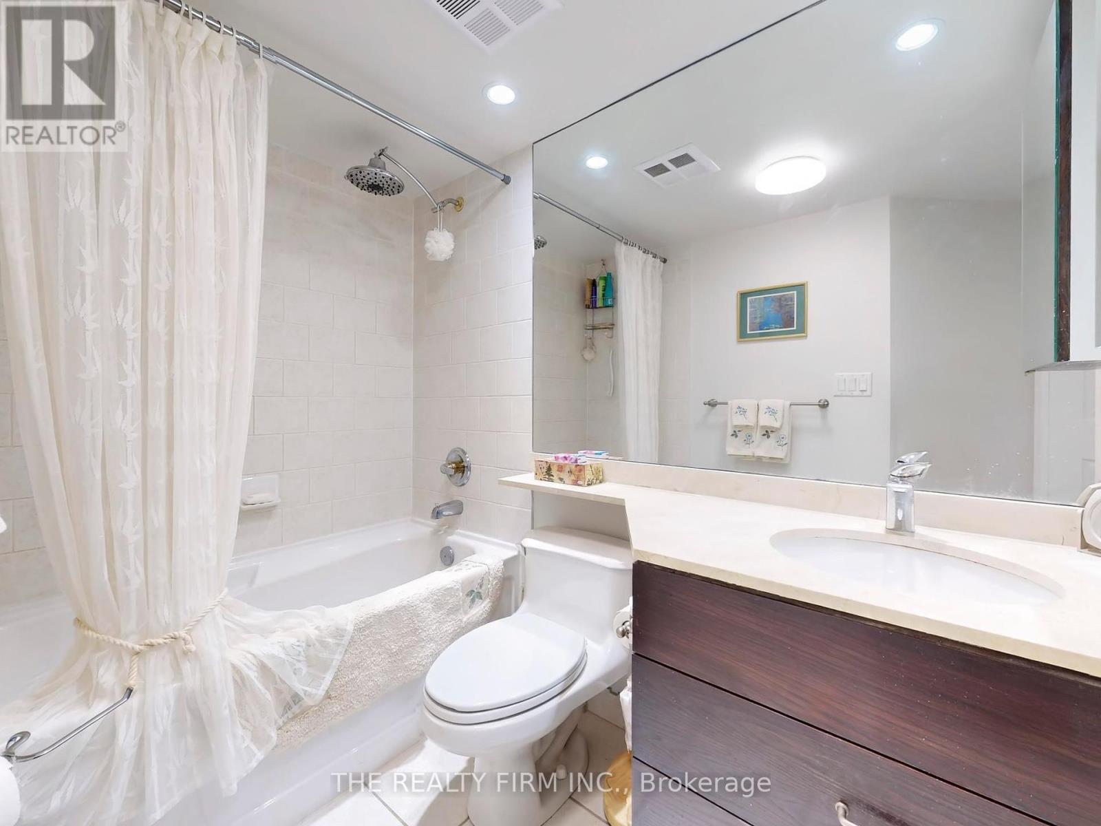 517 - 245 Davisville Avenue, Toronto, Ontario  M4S 3H4 - Photo 30 - C12190652