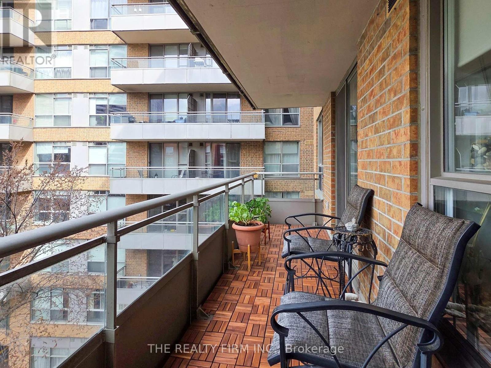 517 - 245 Davisville Avenue, Toronto, Ontario  M4S 3H4 - Photo 34 - C12190652
