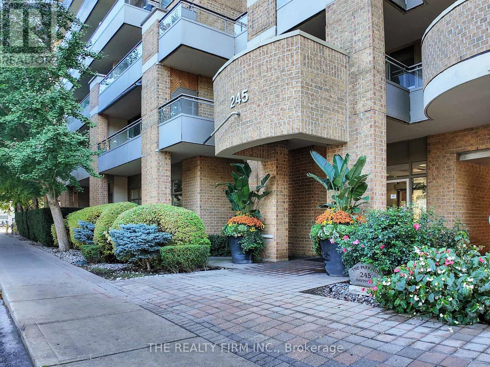517 - 245 Davisville Avenue, Toronto, Ontario  M4S 3H4 - Photo 4 - C12190652