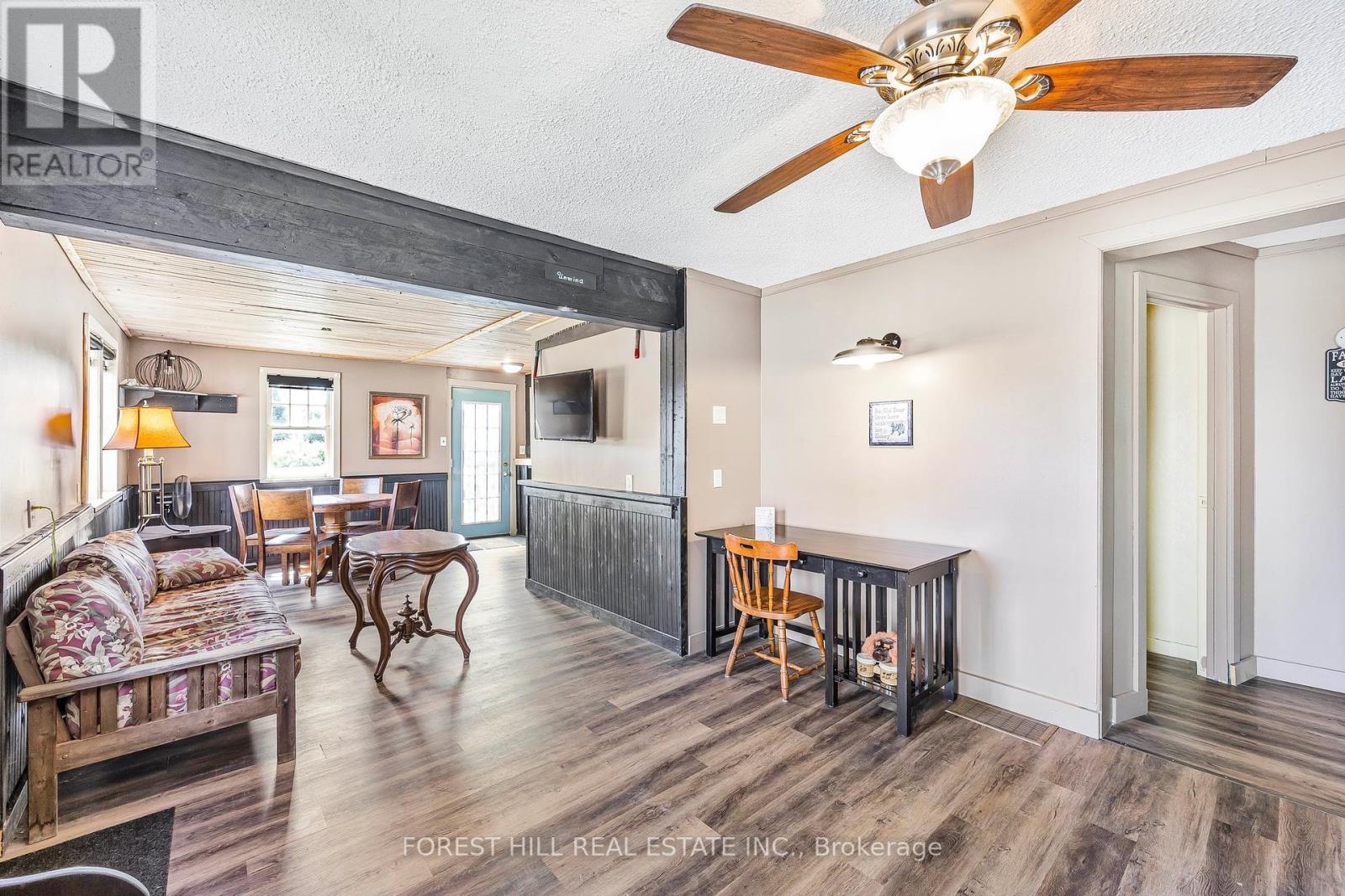 2216 Hwy 124, Whitestone (Hagerman), Ontario  P0A 1G0 - Photo 14 - X12190610