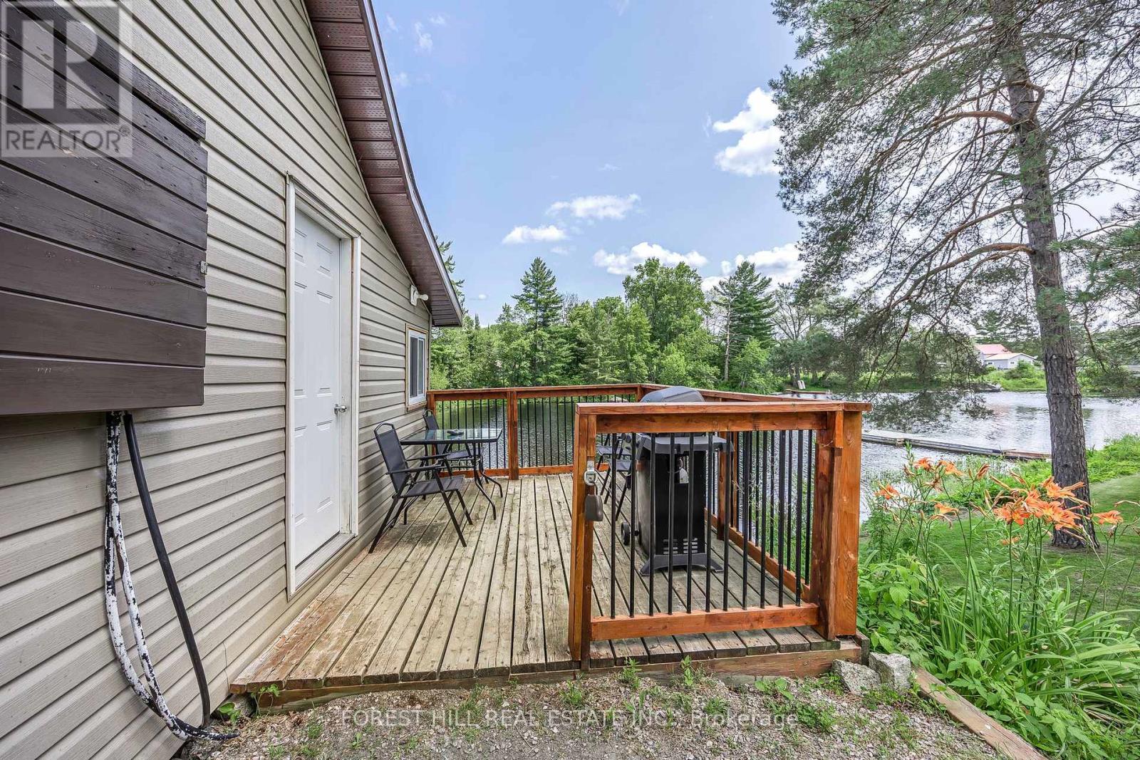 2216 Hwy 124, Whitestone (Hagerman), Ontario  P0A 1G0 - Photo 19 - X12190610