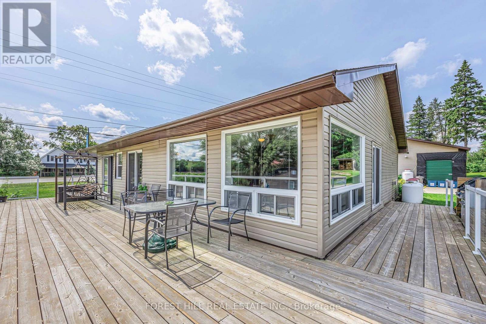 2216 Hwy 124, Whitestone (Hagerman), Ontario  P0A 1G0 - Photo 3 - X12190610