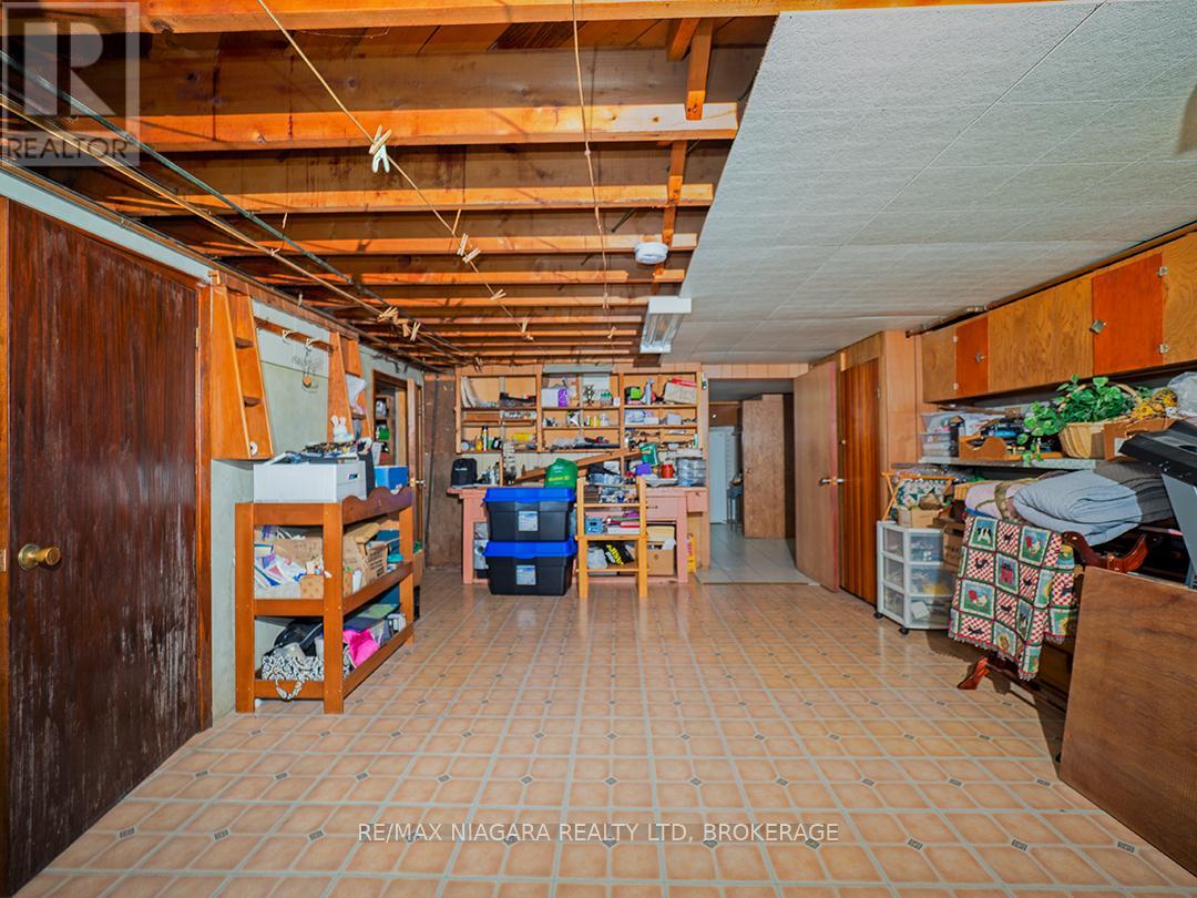 184 Clarke Street, Port Colborne, Ontario  L3K 2G4 - Photo 24 - X12190631
