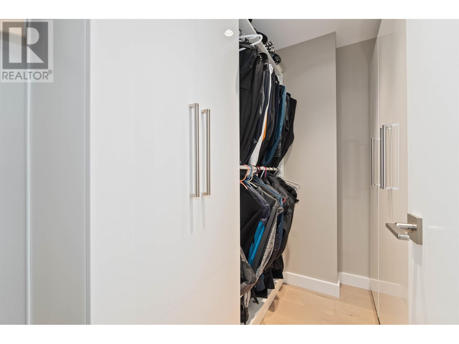1205 1372 Seymour Street, Vancouver, British Columbia  V6B 0L1 - Photo 3 - R3010086