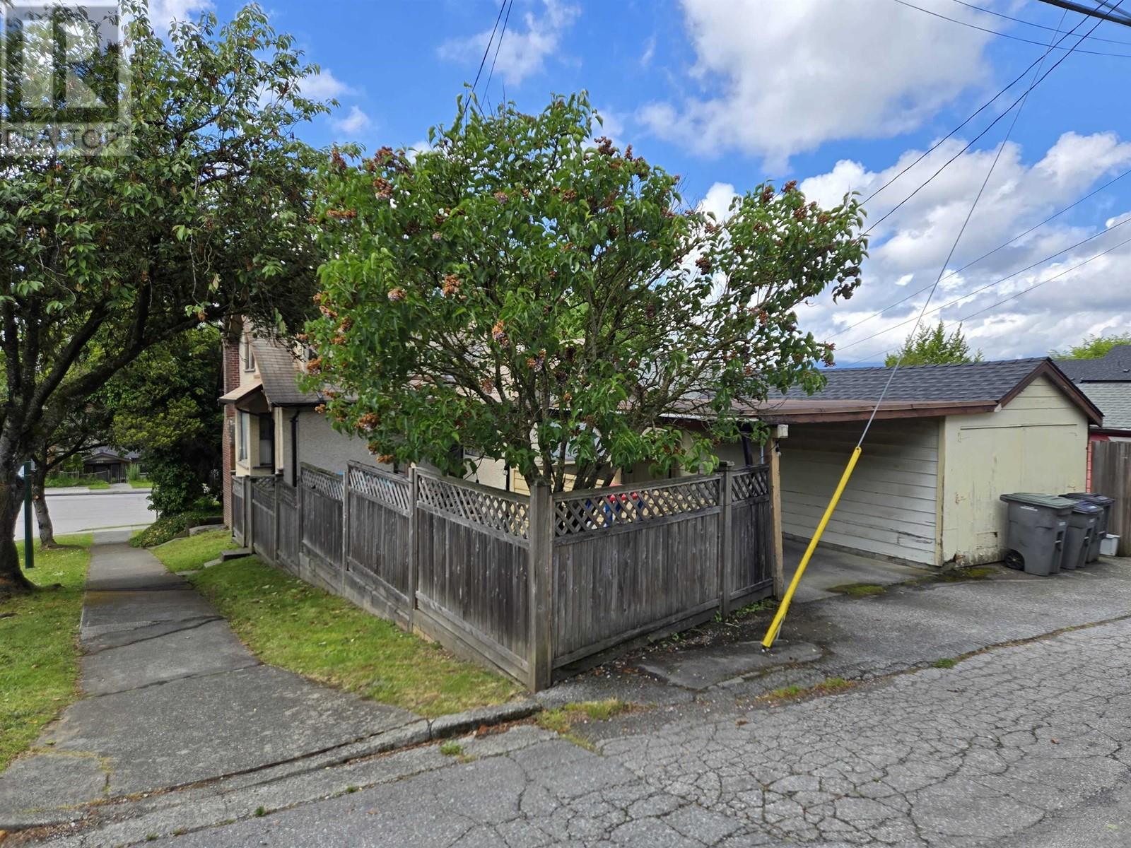 4390 Nanaimo Street, Vancouver, British Columbia  V5N 5J1 - Photo 5 - R3010106