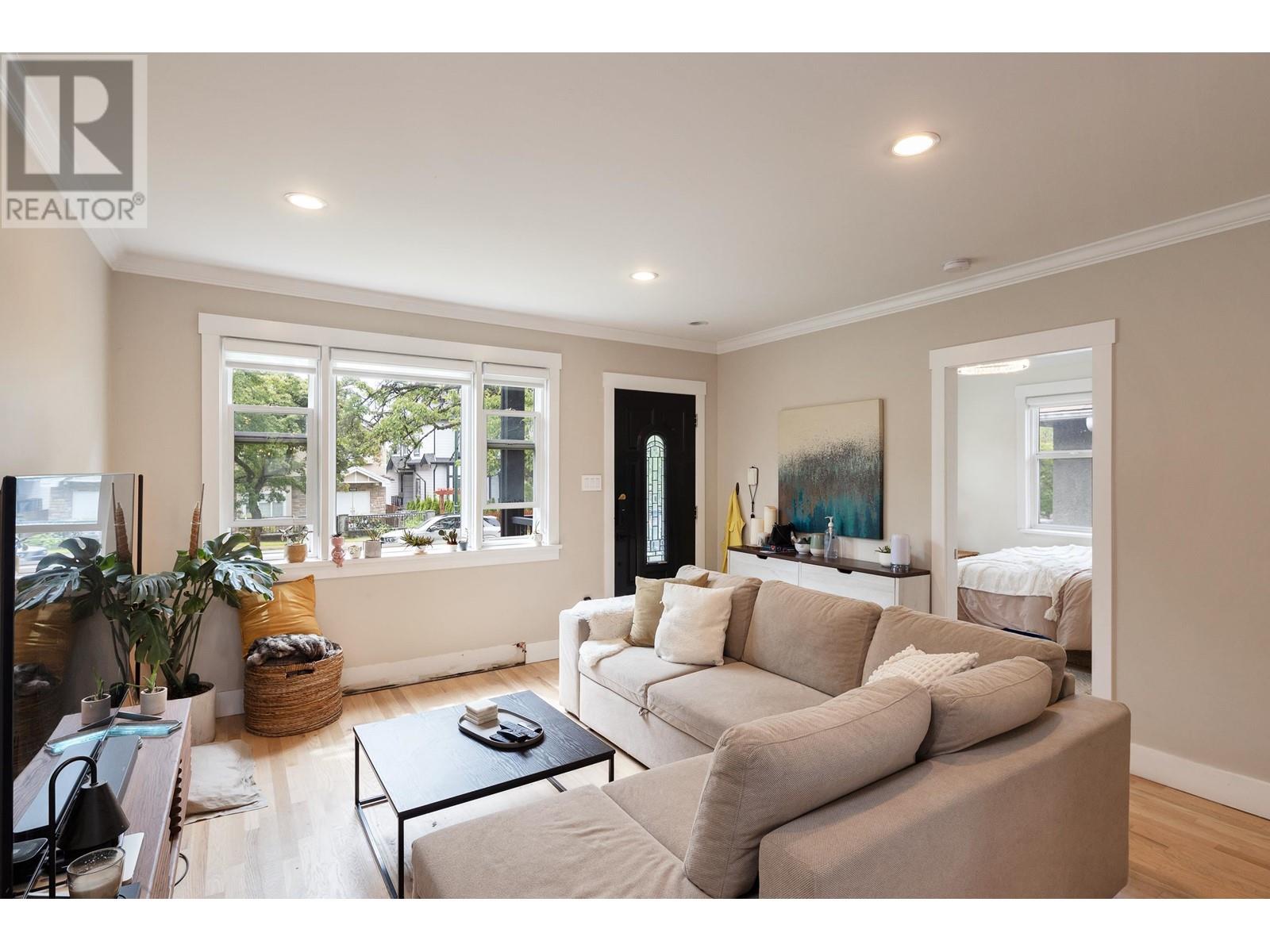 1617 E 36th Avenue, Vancouver, British Columbia  V5P 1C3 - Photo 4 - R3010148