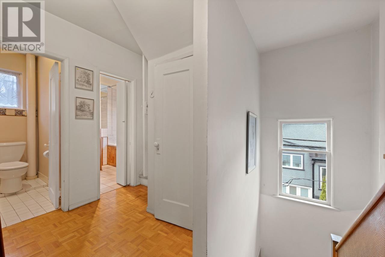 520 Salsbury Drive, Vancouver, British Columbia  V5L 3Z7 - Photo 15 - R3010150