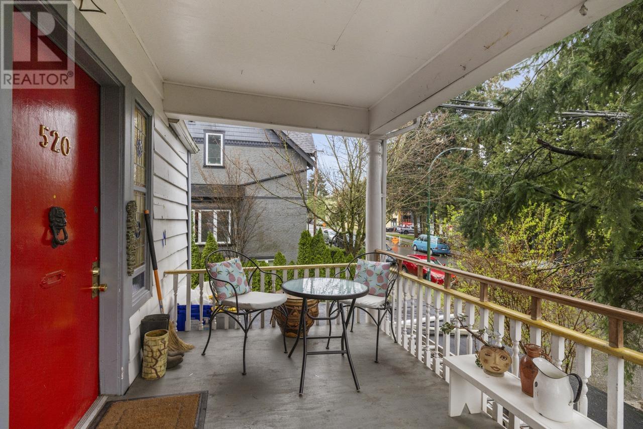 520 Salsbury Drive, Vancouver, British Columbia  V5L 3Z7 - Photo 3 - R3010150