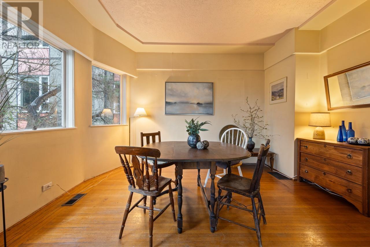 520 Salsbury Drive, Vancouver, British Columbia  V5L 3Z7 - Photo 8 - R3010150