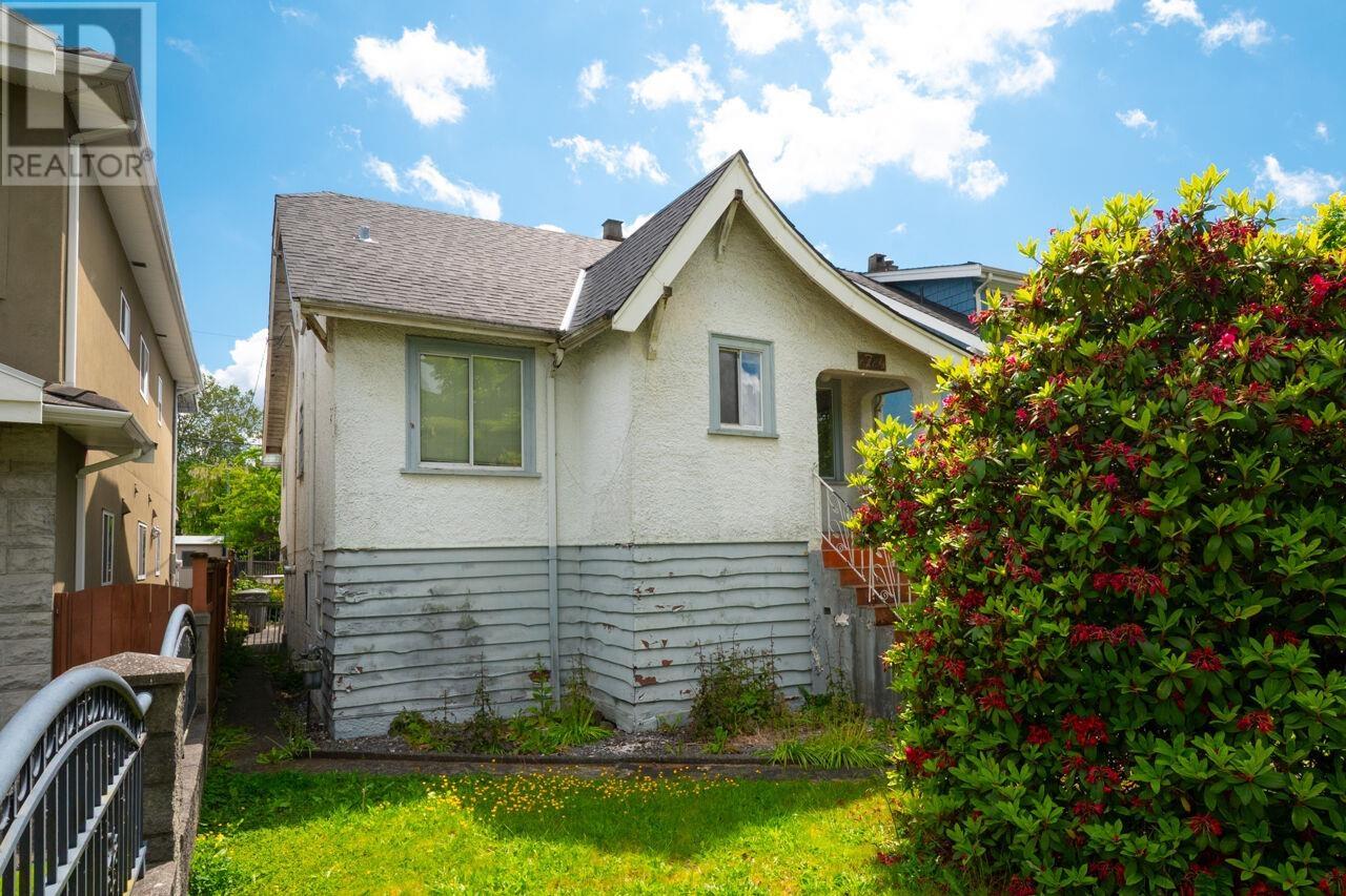 2724 Charles Street, Vancouver, British Columbia  V5K 3A7 - Photo 3 - R3010173