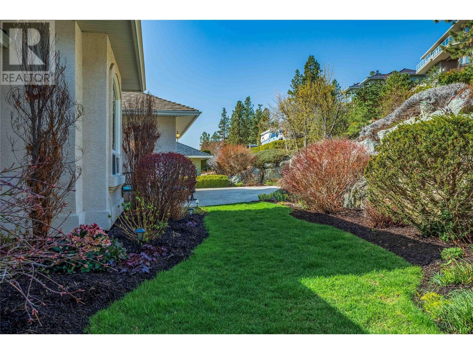 3576 Apple Way Boulevard, West Kelowna, BC V4T1Y7