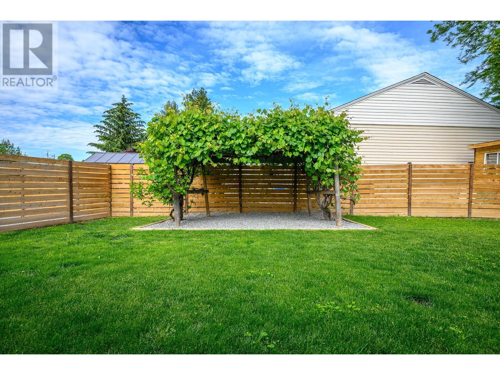 2708 18th Street, Vernon, BC V1T4A4