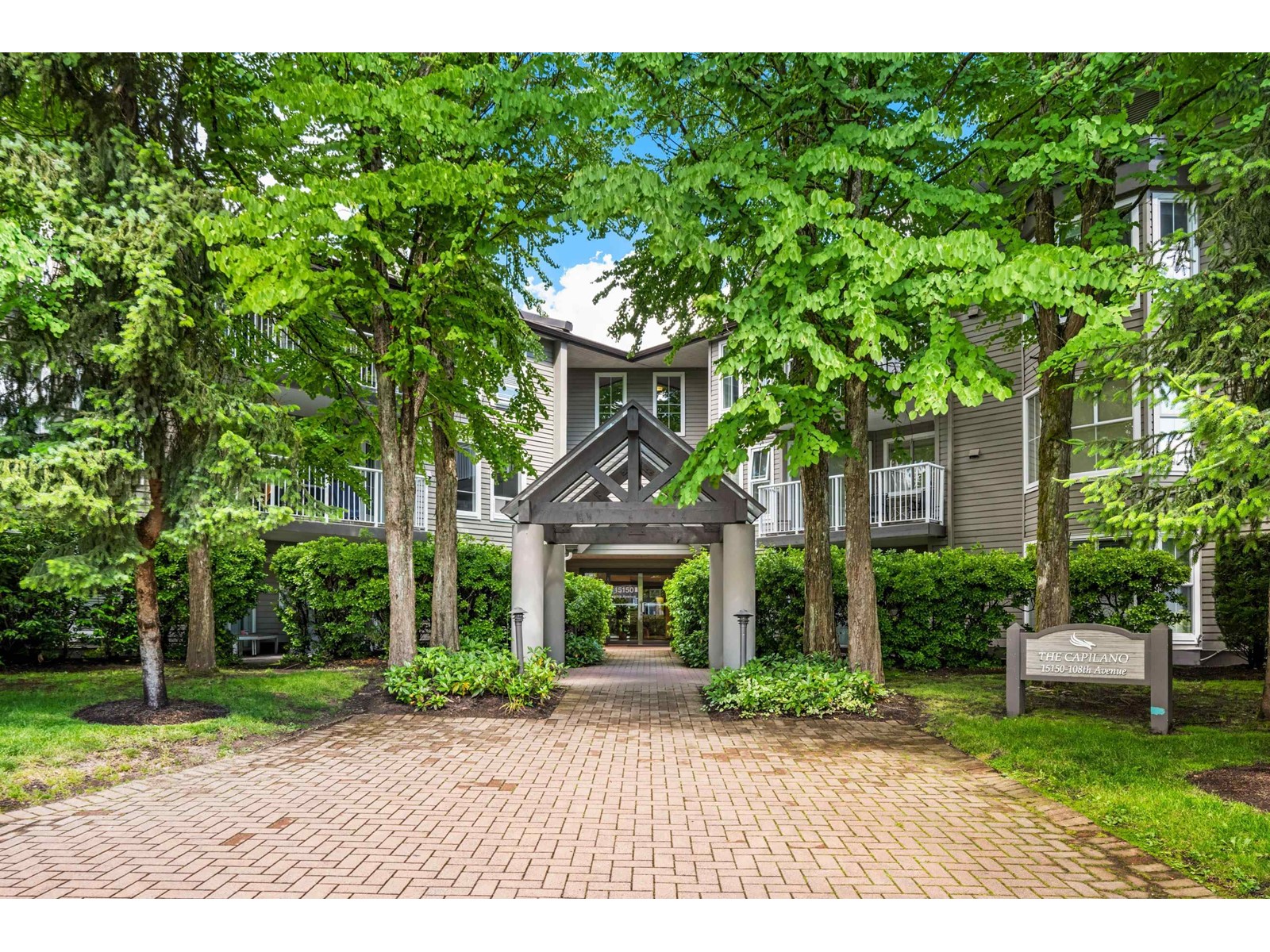 318 15150 108 Avenue, Surrey, British Columbia  V3R 0V1 - Photo 1 - R3010214