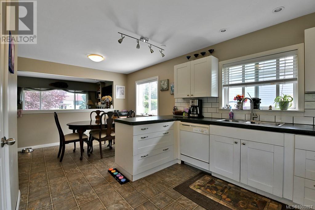 1441/1445 Montrose Ave, Nanaimo, British Columbia  V9T 5N2 - Photo 33 - 1000857