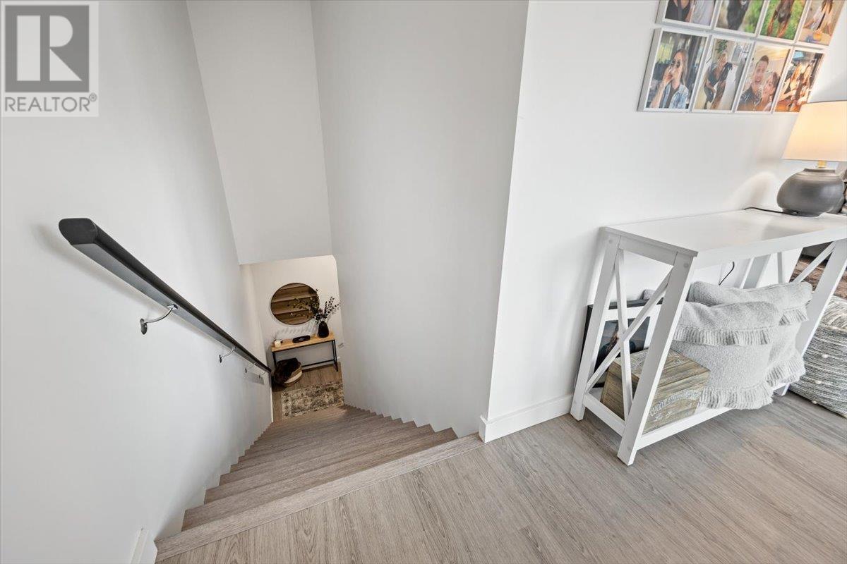 Property at 685 Boynton Place Unit# 28 image 4