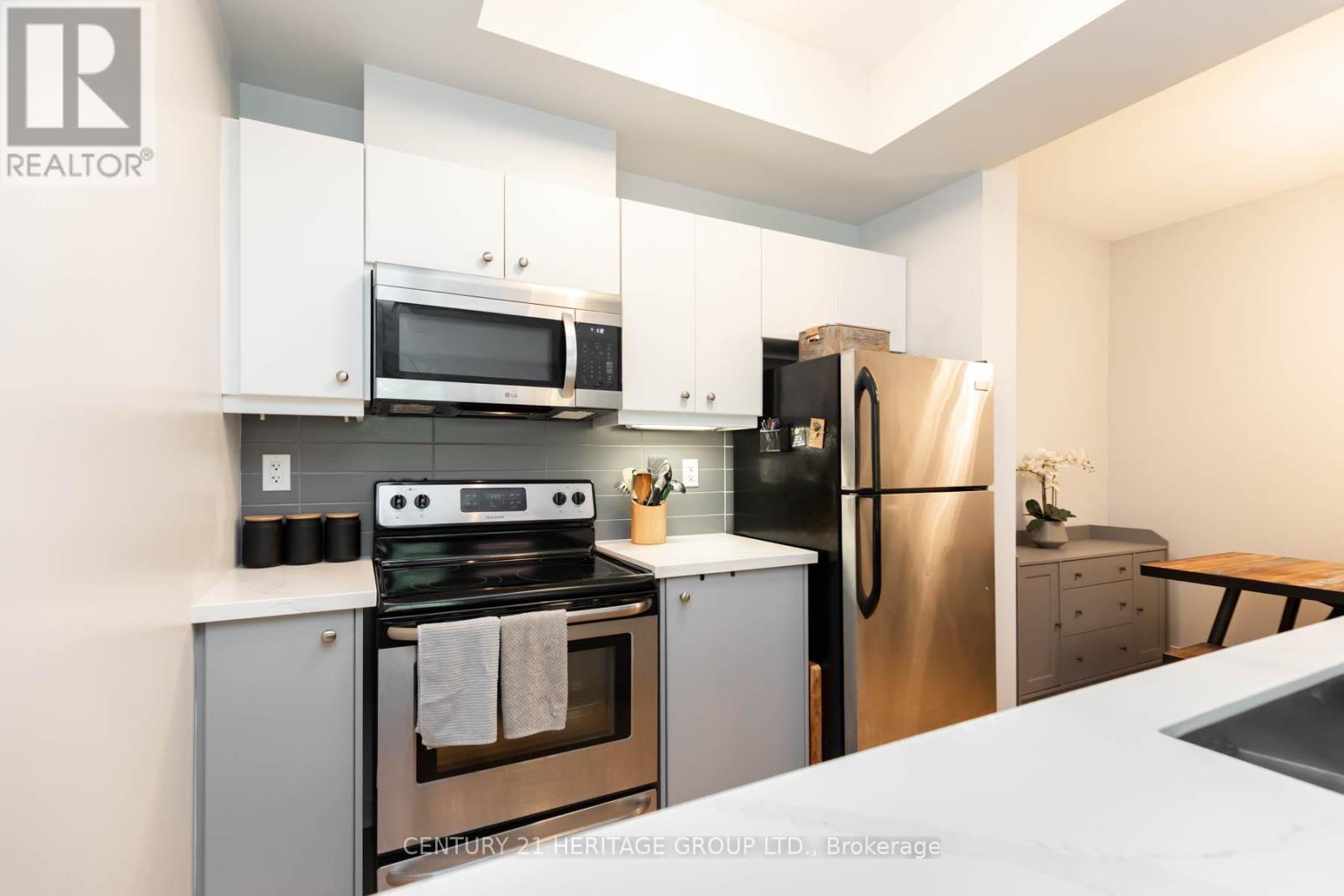 44 - 68 Winston Park Boulevard, Toronto, Ontario  M3K 1C2 - Photo 8 - W12158659