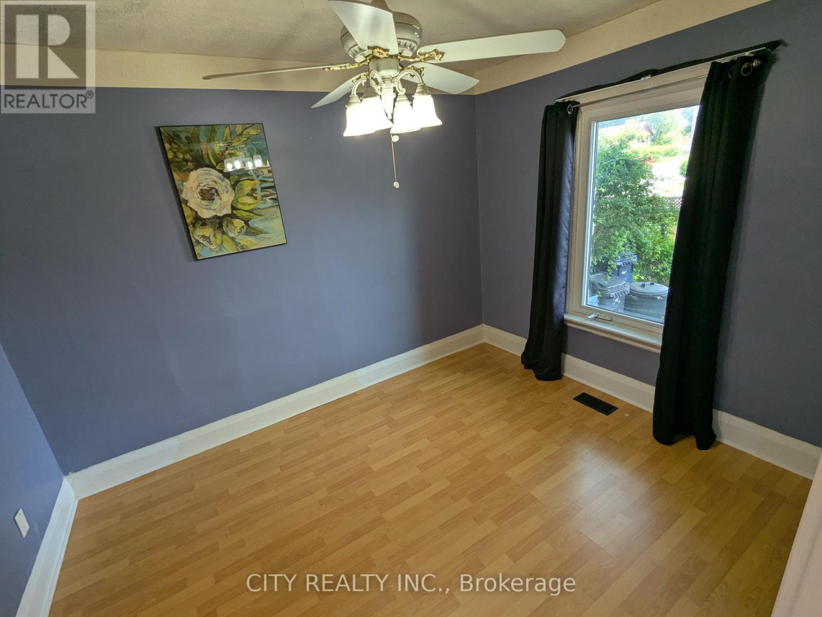 Property at 54 GRANDVILLE AVENUE image 3