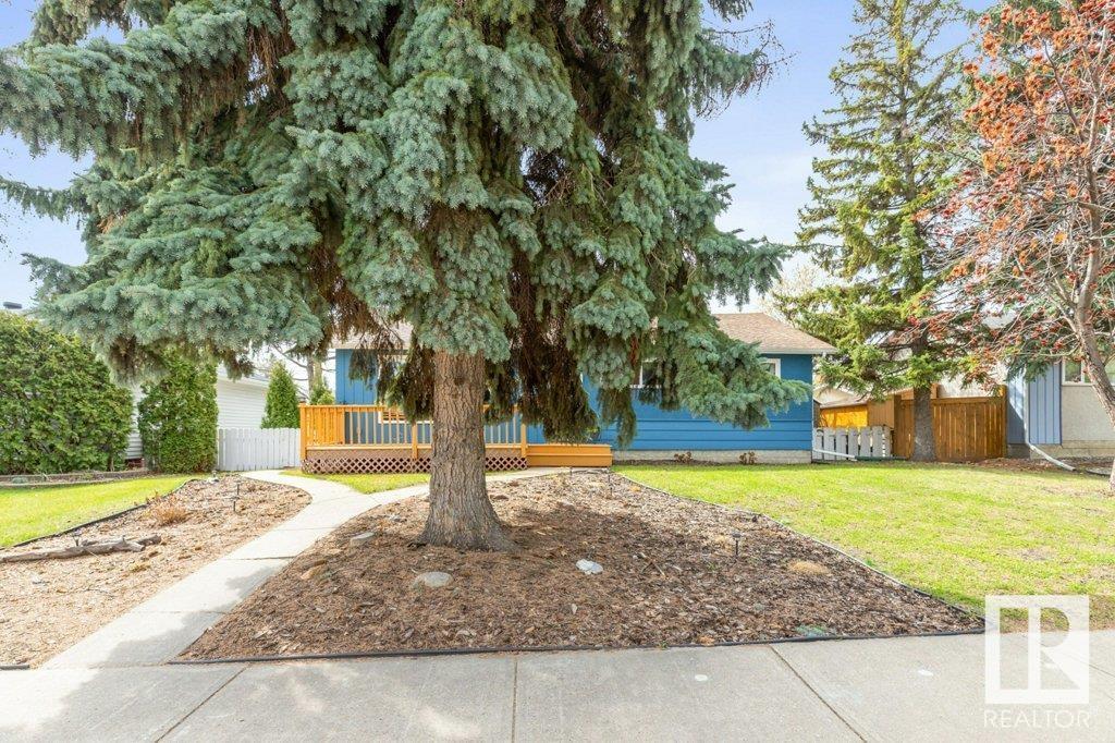 15241 86 Av Nw, Edmonton, Alberta  T5R 4C2 - Photo 2 - E4439976