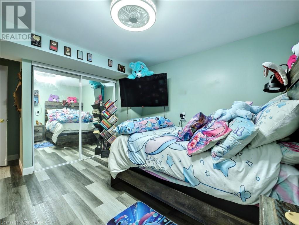 8 Westgate Circle, Brantford, Ontario  N3R 5W5 - Photo 24 - 40735886