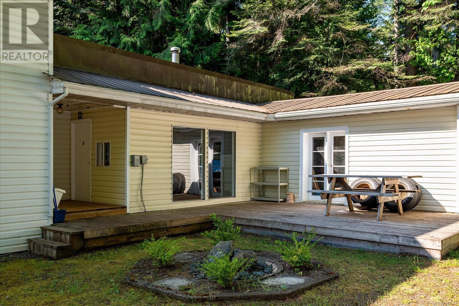 4672 Thompson Clarke Rd, Bowser, British Columbia  V0R 1G0 - Photo 47 - 1002048