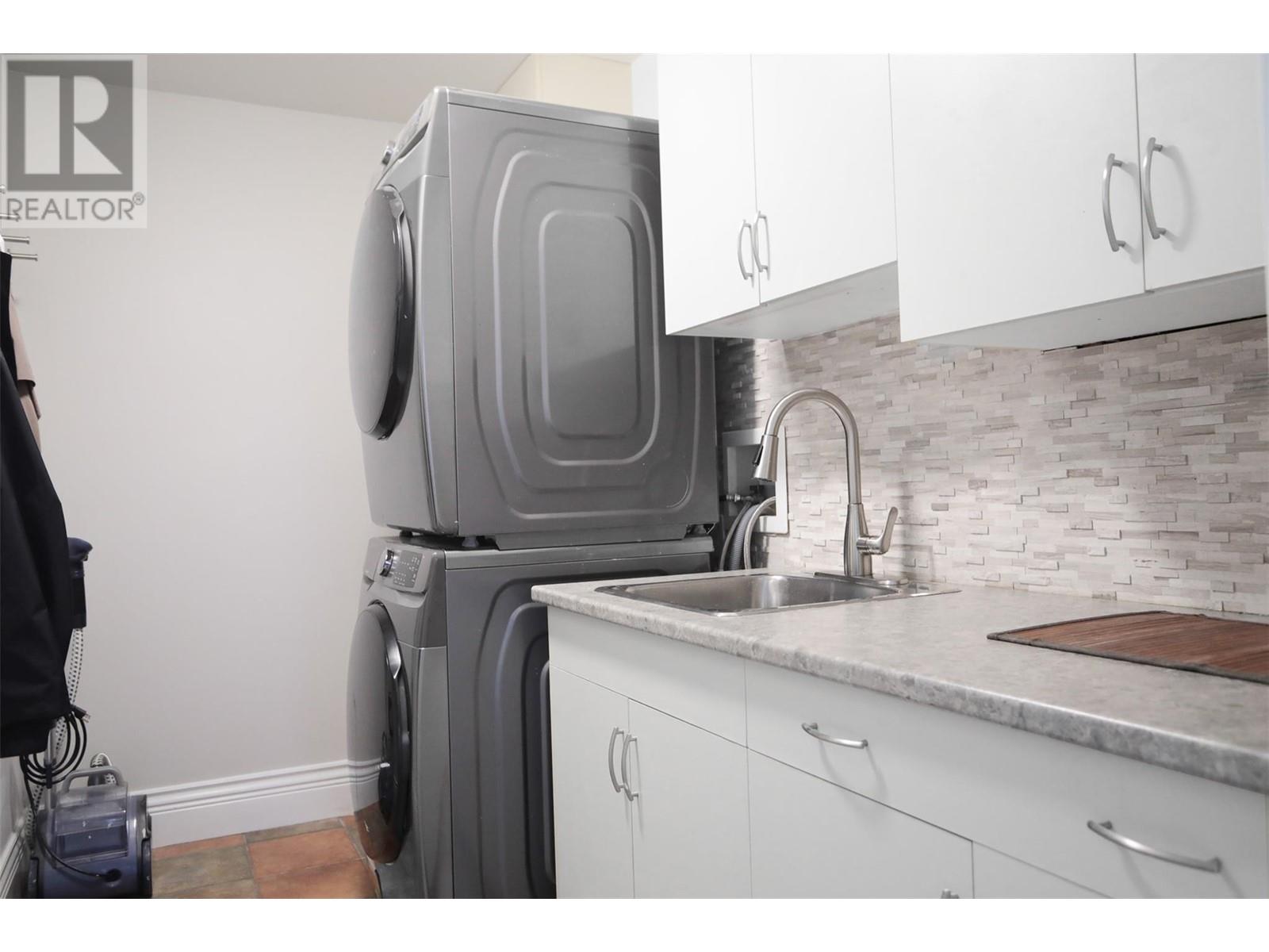 2153 Breckenridge Court Kelowna, BC V1V1W2_33