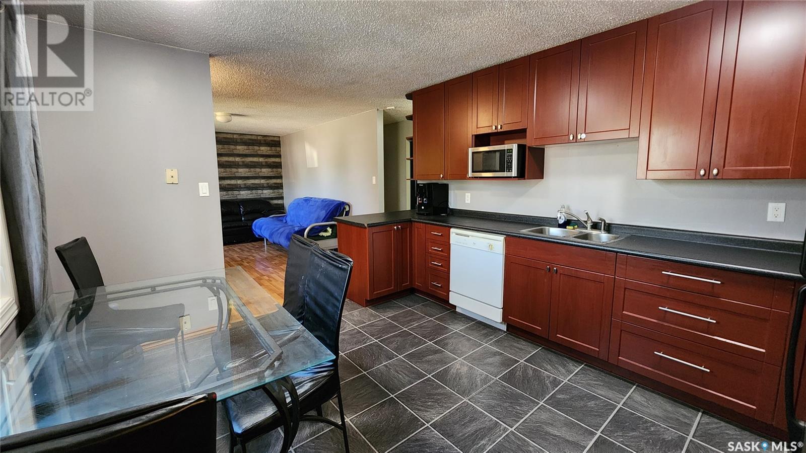 1432 112th Street, North Battleford, Saskatchewan  S9A 3B2 - Photo 2 - SK008045