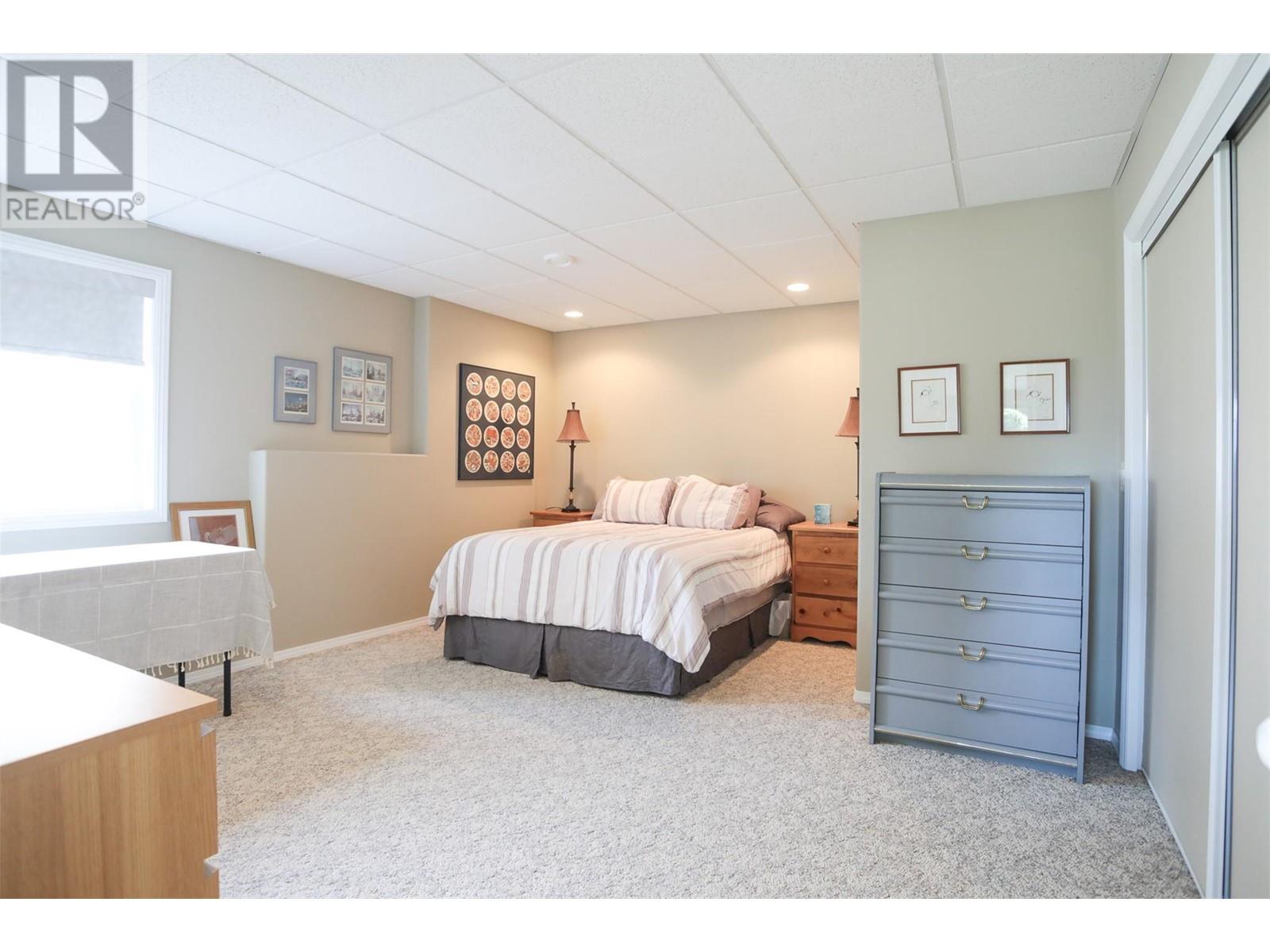 2072 Lillooet Court, Kelowna, British Columbia  V1Y 1V2 - Photo 32 - 10348713