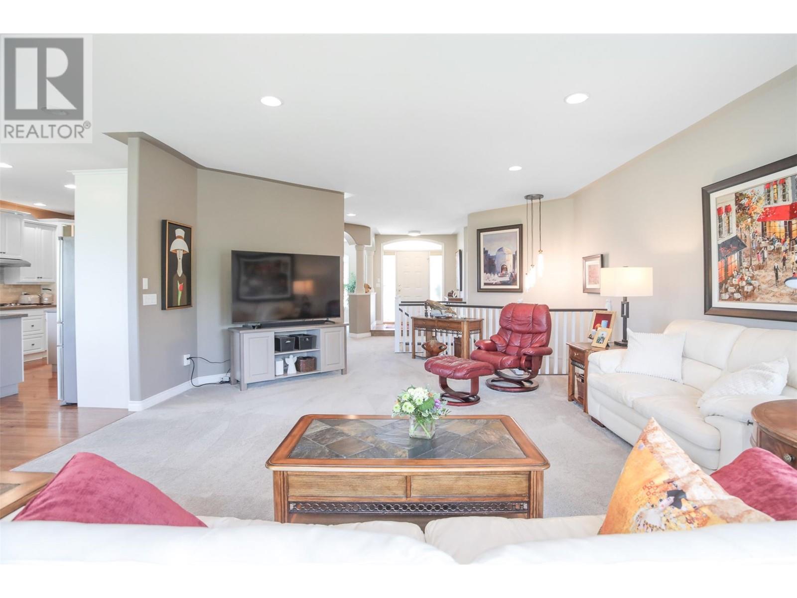 2072 Lillooet Court, Kelowna, British Columbia  V1Y 1V2 - Photo 11 - 10348713