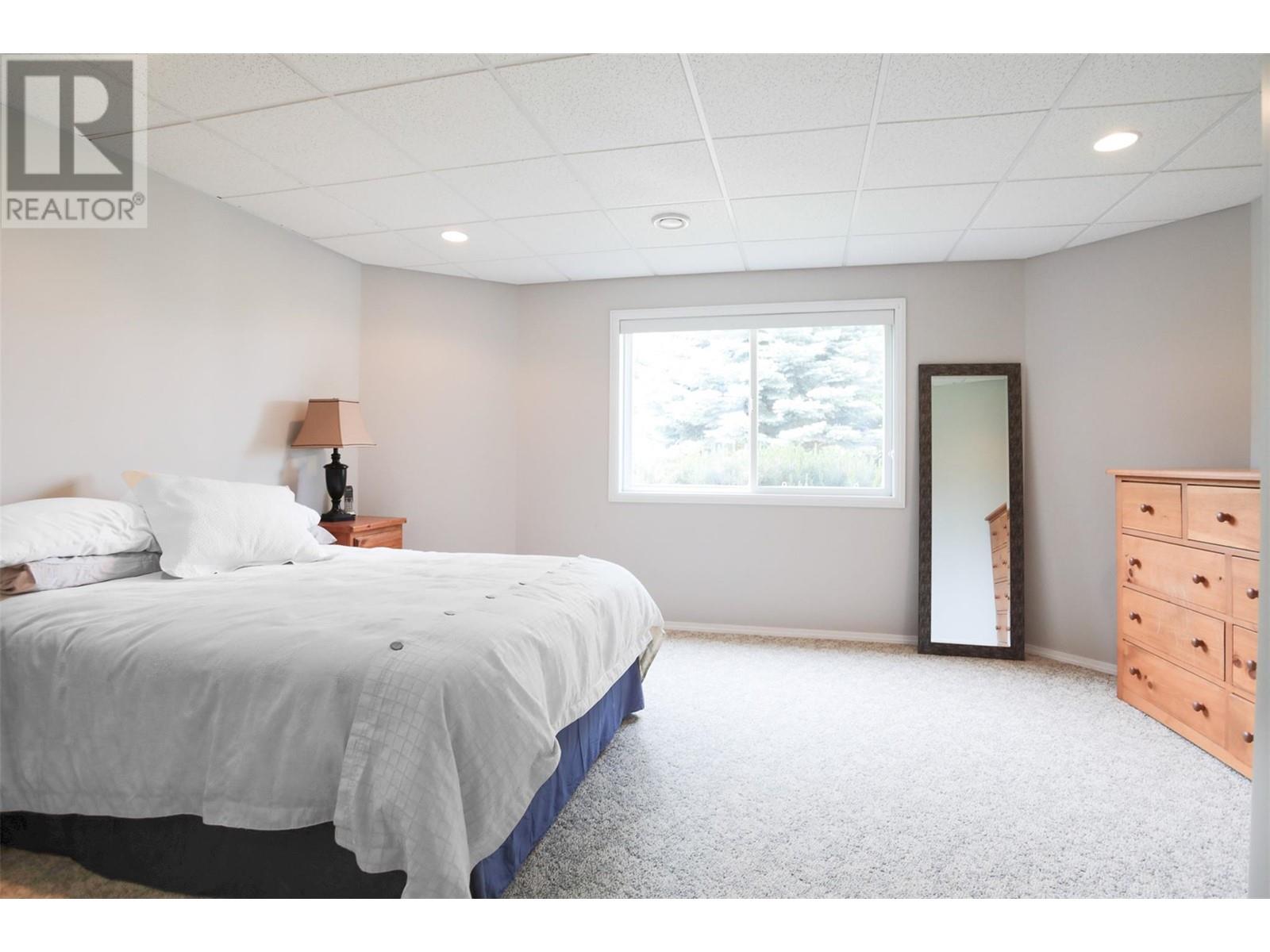 2072 Lillooet Court, Kelowna, British Columbia  V1Y 1V2 - Photo 33 - 10348713