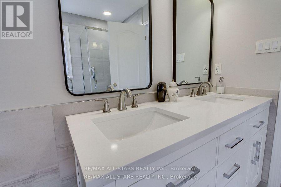 6 Christian Reesorpark Avenue, Markham, Ontario  L6B 1B6 - Photo 22 - N12190648