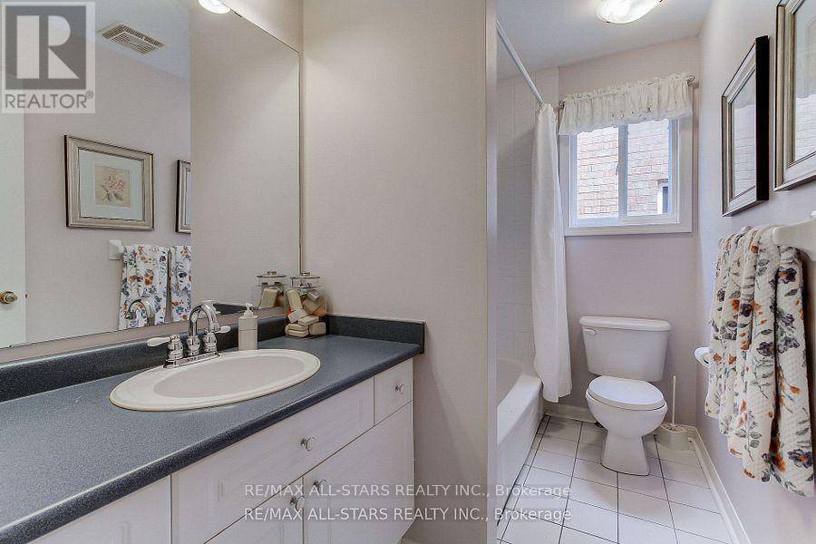 6 Christian Reesorpark Avenue, Markham, Ontario  L6B 1B6 - Photo 26 - N12190648