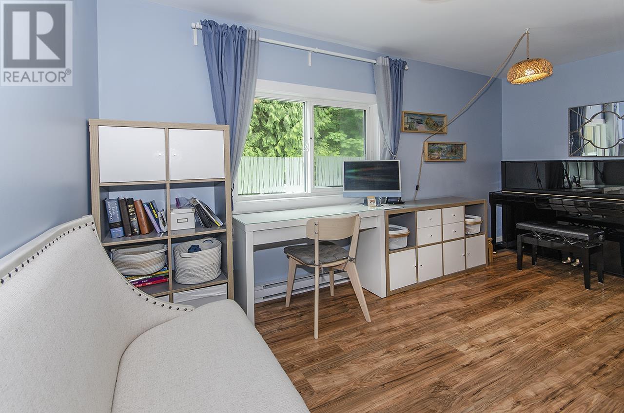 401 Raindance Crescent, West Vancouver, British Columbia  V7P 1C1 - Photo 16 - R3010137