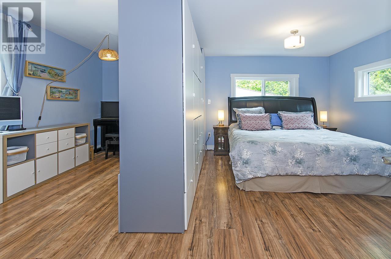 401 Raindance Crescent, West Vancouver, British Columbia  V7P 1C1 - Photo 14 - R3010137