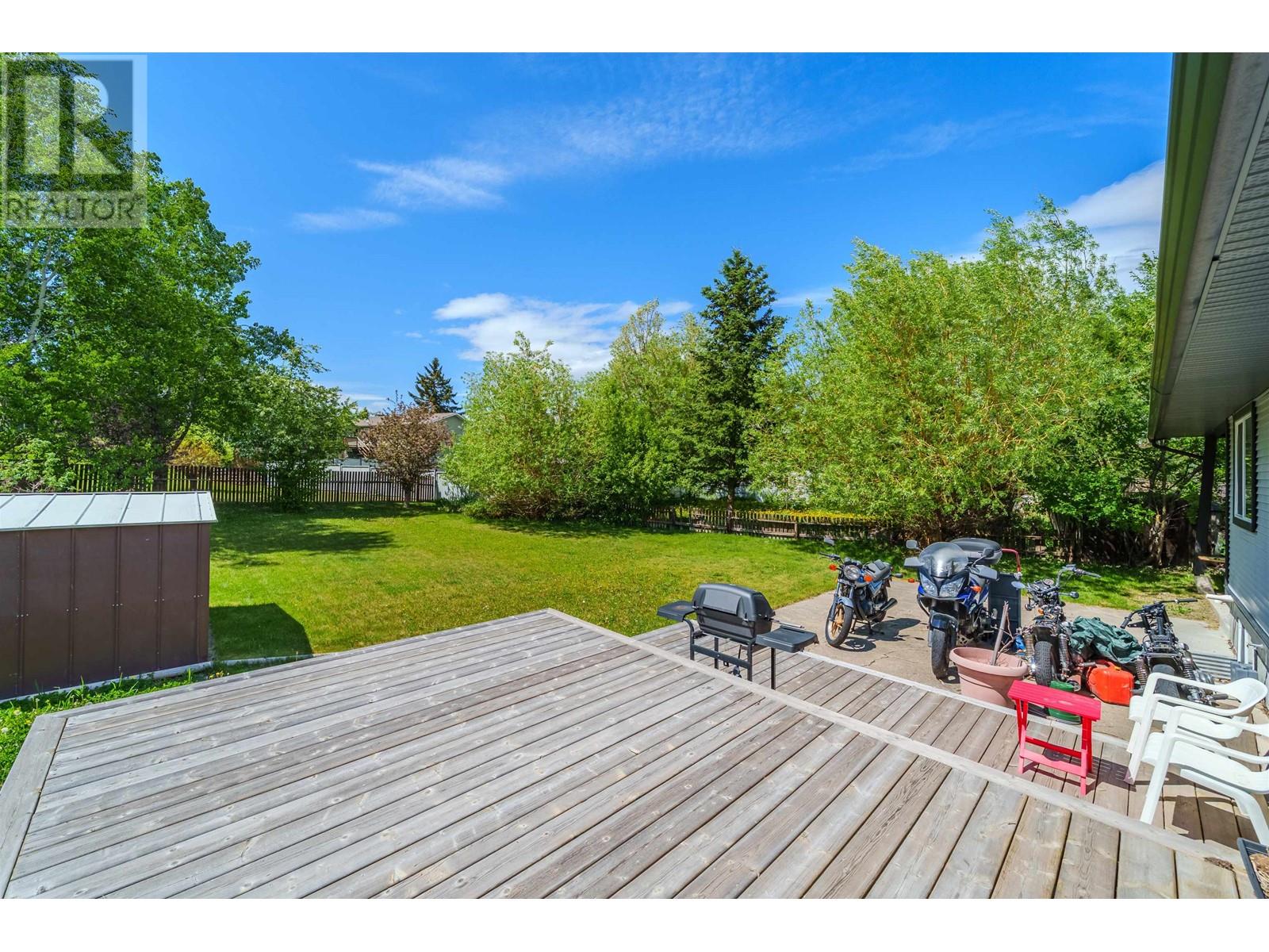 Property at 488 EVERGREEN CRESCENT image 5