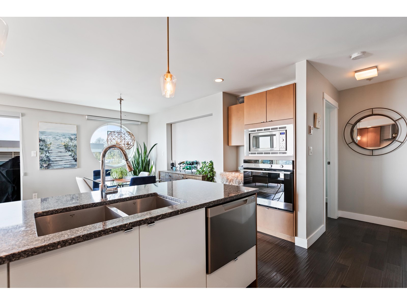 502 14955 Victoria Avenue, White Rock, British Columbia  V4B 1G2 - Photo 7 - R3010219