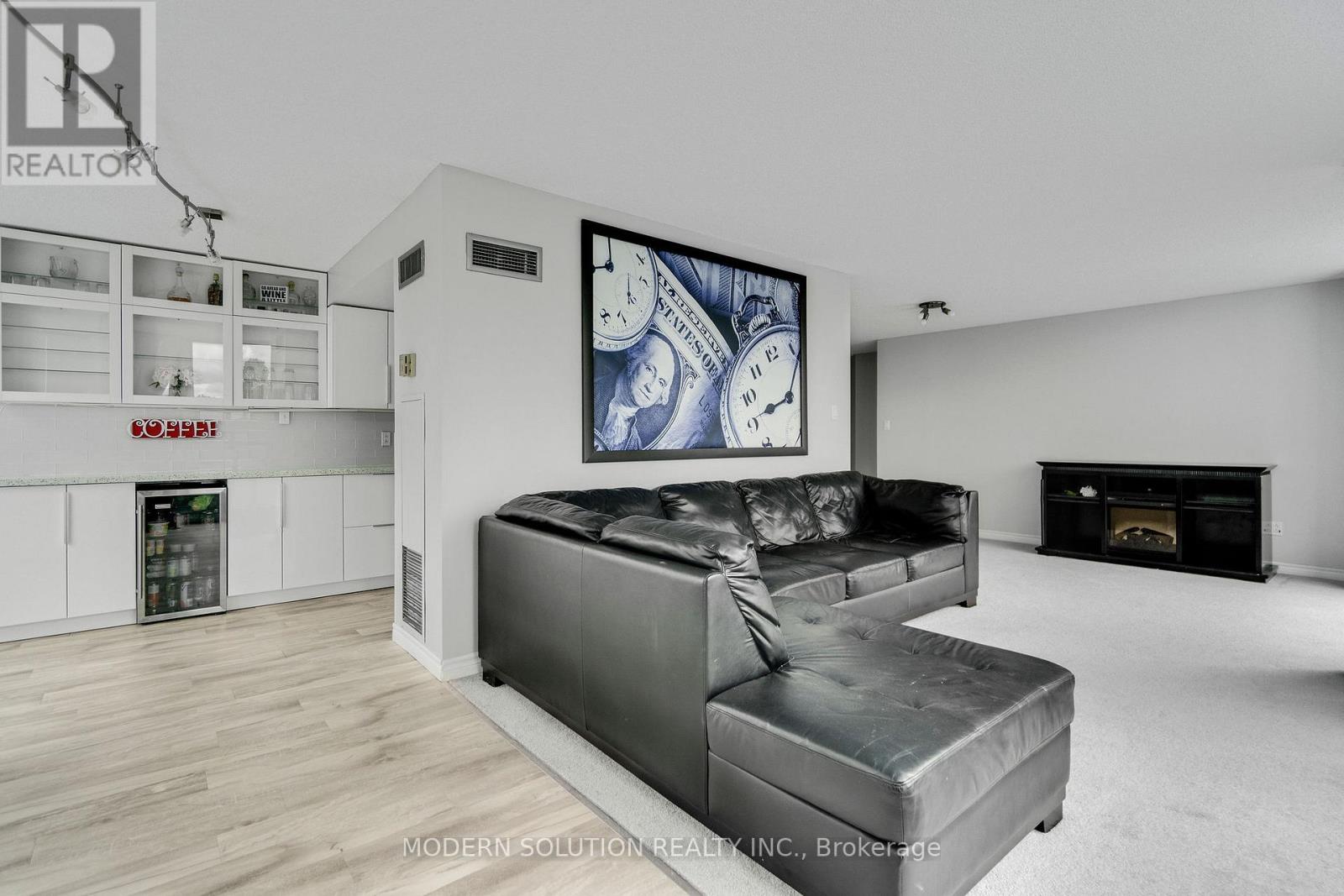 312 - 3 Rowntree Road, Toronto (Mount Olive-Silverstone-Jamestown), Ontario  M9V 5G8 - Photo 9 - W12190651